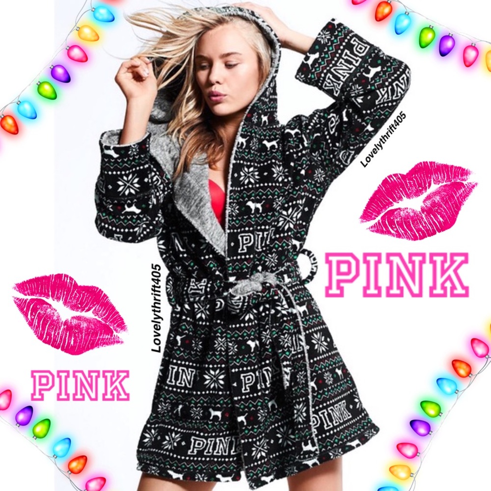 Victoria’s Secret Pink Holiday Robe Size XS/S